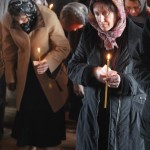 «10 аперля 2015 года, вечерня Великого пятка с выносом Святой Плащаницы и утреня с чином погребения Спасителя».
